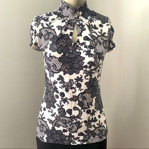EXPRESS | Short Sleeves Turtle Neck